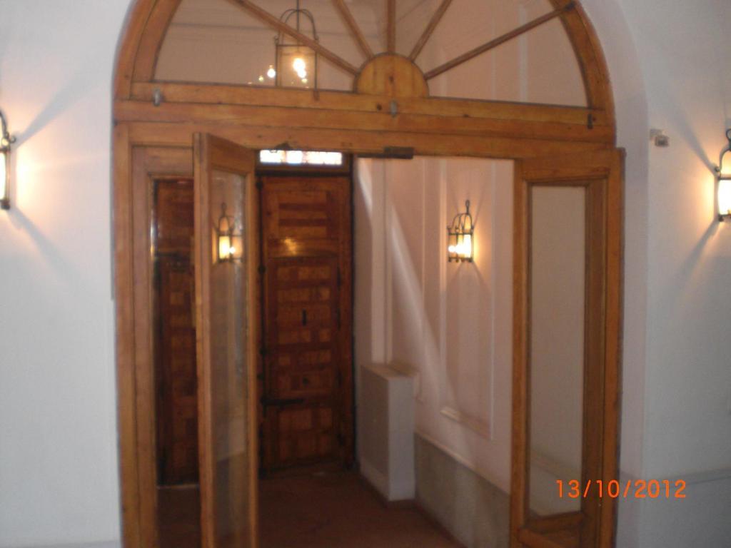 Pension Casado Madrid Bagian luar foto